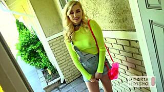 carolina sweets and bryan gozzling in a doggystyle session