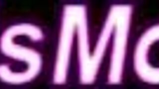 Teen lesbians kiss in high definition scene