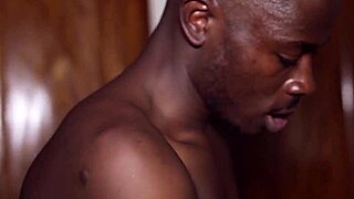 i discover her tight ass on set