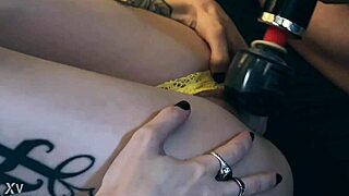 Come See Me Cumming With My Pretty Feet