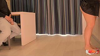 I saw my big ass stepmom's tits and fucked her in the kitchen