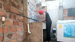 neighbor's pink pussy visible under nightgown 😏