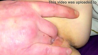 Wife fingered befor getting a creampie.