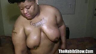 BBW Amateur Gets Pussy Banged by Threesome