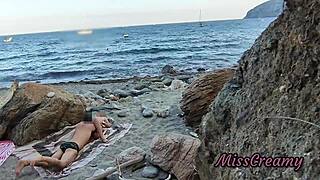 flashing pussy on public beach gets guy to help squirt riskily with misscreamy
