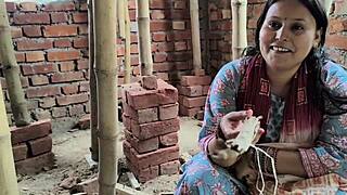 women labour fucking contractor for extra cash, you in?