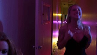 shawna lenee and natasha nice unwind after club night 😏