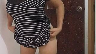 That sexy stepmother flashing buttocks before wedding