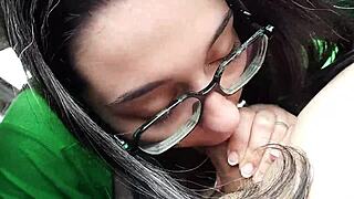 I picked up this teen on the road and she blew me outdoors 😜