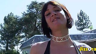 My girlfriend loves giving bjs in public 😘