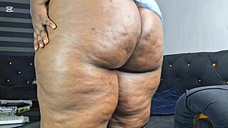 horny bbw mara exotic masturbates her big pussy to orgasm and squirts all over