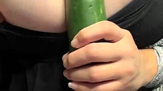 milf uses cucumber for huge squirt
