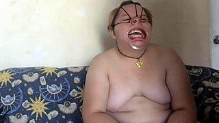 i fuck her face and cum on her nose