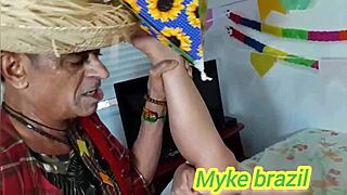 Festa de arraial de são joão 2025 com muita metelança com lia loci e myke brazil e o vagabundo10 ela adora dar o cu veja completo no red