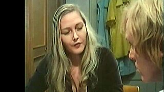 i remember this erotic scene from condominio erotico 1975