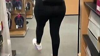 Flashing my ass in public store turns me on and had to masturbate in store restroom