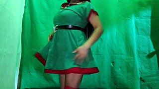 dirty christmas elf female hot waiting christmas night for dirty male inserting big penis in latina vagina
