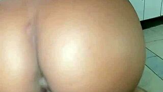 minha cunhada me mostra o cusinho dela eu queria so ver o jogo do corinthians