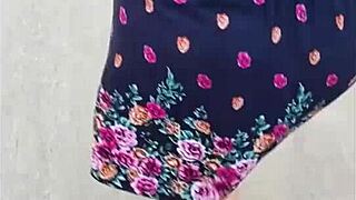 Can you resist stalking that mature big-ass in skirt on Lima's streets?