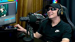 Bianca Demarchi Shows Her Body Silhouette Bites Ruan's Ear And Neck In Tense Podcast Pupum No Barraco