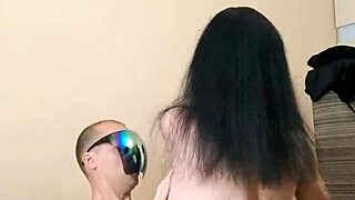 i'm a naked milf in stockings for my first castin, so nervous!