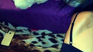 omg this milf's beautiful wet pussy up close 😍