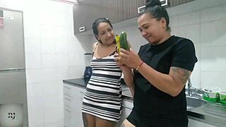 uy como se ve de rico ese pepino quieres?