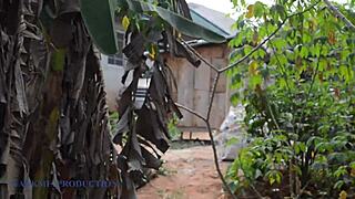 Mad Bbw Picking Dirt From The Bin Fucked By Lonely Guy With No Wife