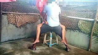 Indian Aunty In Saree Fucks Young Boy Hard!