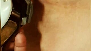BBW amateur teases shaved pussy and asshole close-up