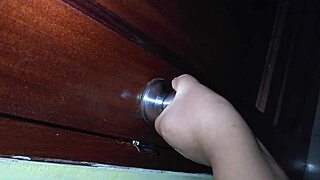 i meet my frends mom in her room