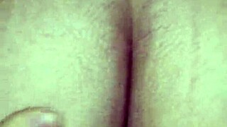 Vagabunda Sits And Cums On The Dick