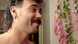 Cali Sweets narrates her nasty outdoor adventures backstage