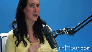 i love kissing, it's my favorite thing - cadence lux