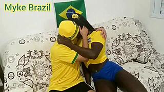 i wacth fernanda choclate get fuckd by myke durin the game