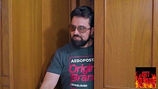 Safado can't resist and fucks the redhead