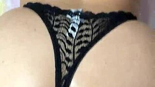 I MEET mature Colombian with HUGE ASS on BUS, SHE LIKES YOUNG GUYS and INVITES ME HOME for PRIVATE FUN