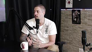 J� Gravou Uma Putaria Com 13 Pessoas Adora Ao Ar Livre Em Len��is Foi Bem Louco Transar E Deu Sorte Com Exibicionismo - Alem�o Sheer Red