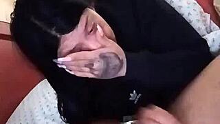 Mi Hermanastro Me Obliga A Chuparle La Poya