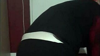 Bisexual crossdresser mark wright wants a new year assfuck by real cock