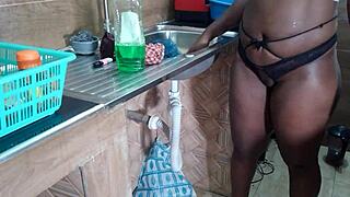 chocolates pussy discreet home