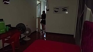 Mi padrastro no sabia que las visitas a mi hermanastra duraban tanto - porno en ruso.