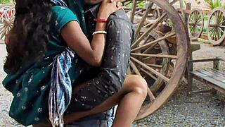 Bharti bhabhi arrives at home for casual fucking with her partner