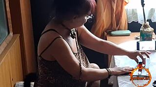 klaudiaambergirl in sexy cat lingerie