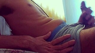 Um Compilado De Duas Masturbações Com Muita Porra E Um Forte Orgasmo