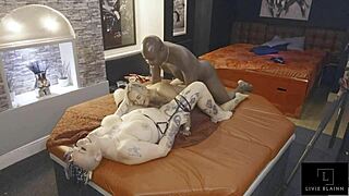 Threeway At The Den As Jay Playhard Experiences Eva May And Livie Blainn