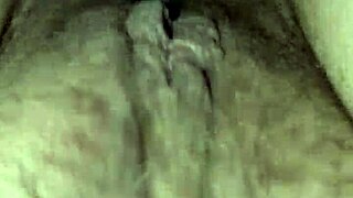 oh man, dis milf has her hairy fica all opend for me