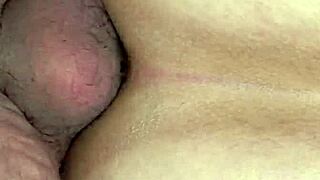 colombian sabrinafoxy performs intense routine on red stage