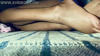 Latina amateur shows toes and homemade fun
