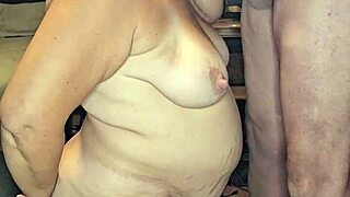 preggo milf sucking big cock